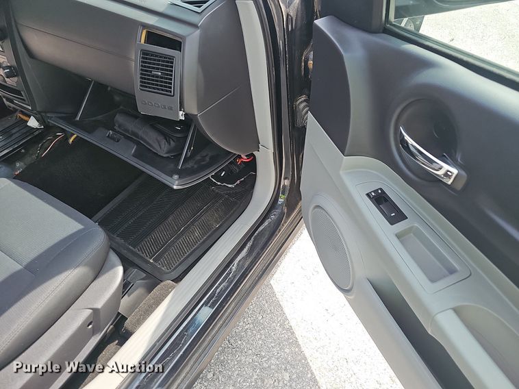 image for item EJ5591 2007 Dodge Magnum 