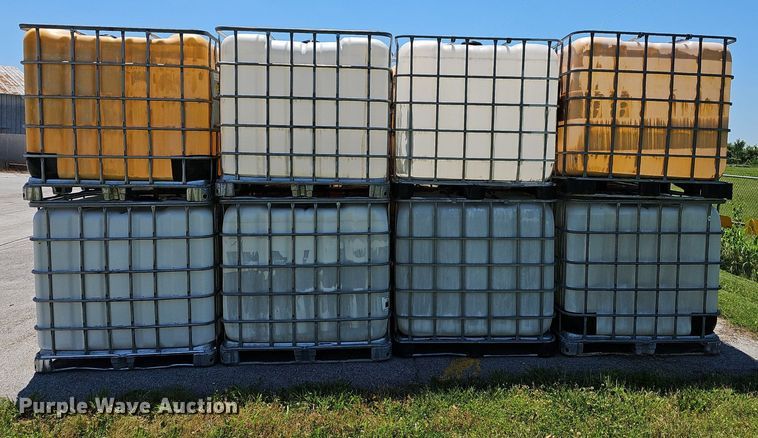 image for item EJ5593 (16) poly tanks 