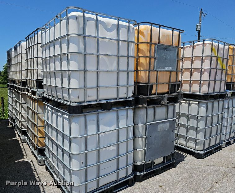 image for item EJ5594 (16) poly tanks 