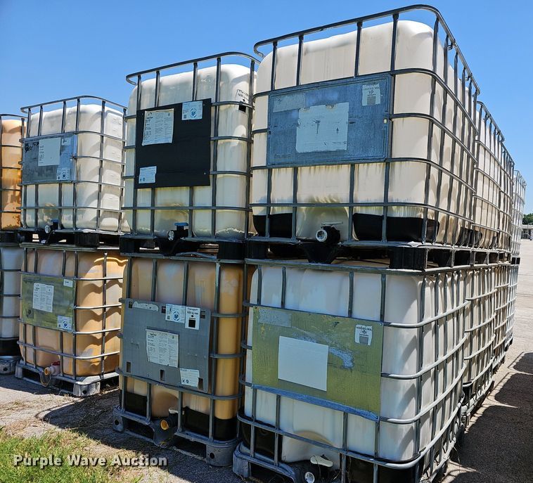 image for item EJ5594 (16) poly tanks 