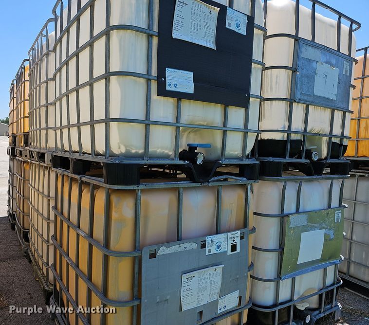 image for item EJ5594 (16) poly tanks 