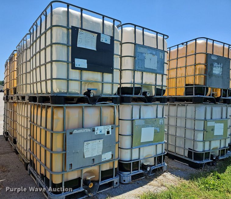 image for item EJ5594 (16) poly tanks 