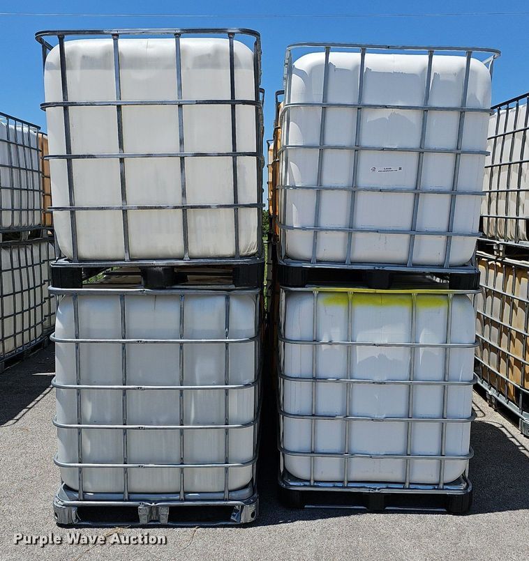 image for item EJ5595 (16) poly tanks 