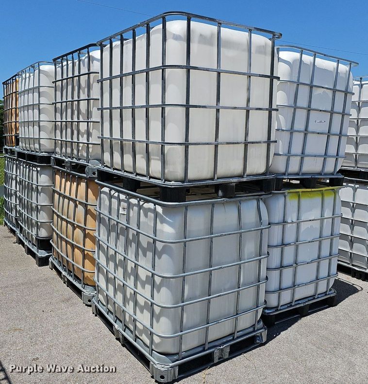 image for item EJ5595 (16) poly tanks 