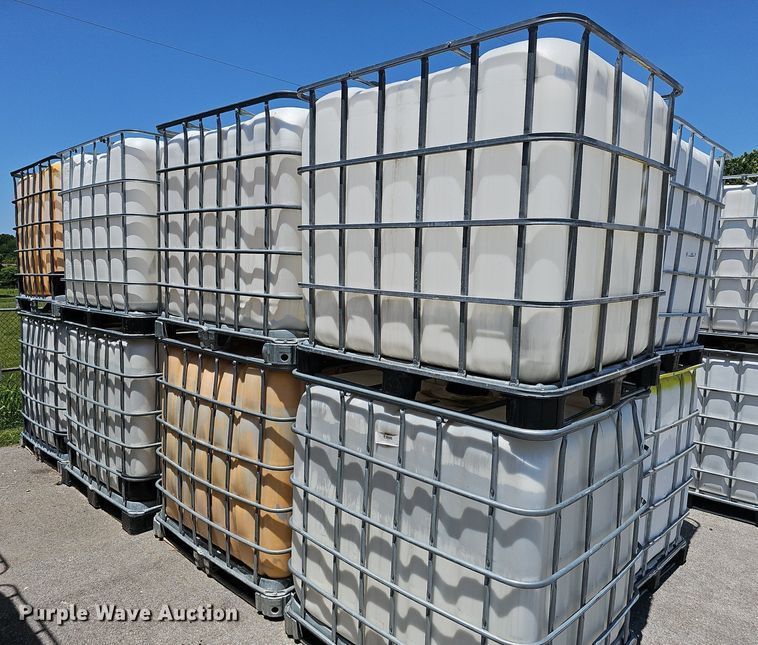 image for item EJ5595 (16) poly tanks 