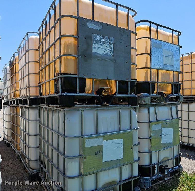 image for item EJ5595 (16) poly tanks 