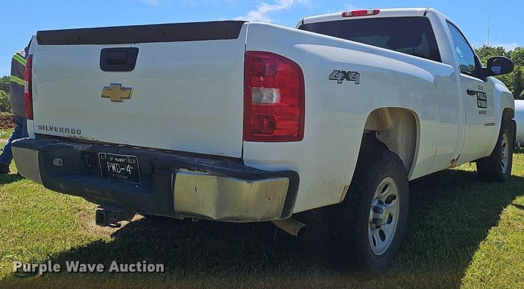 image for item EJ5627 2008 Chevrolet  Silverado 1500 pickup truck