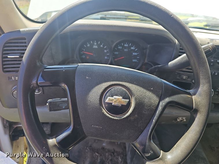 image for item EJ5627 2008 Chevrolet  Silverado 1500 pickup truck