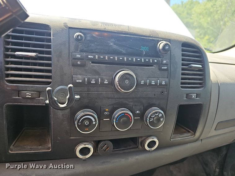 image for item EJ5627 2008 Chevrolet  Silverado 1500 pickup truck