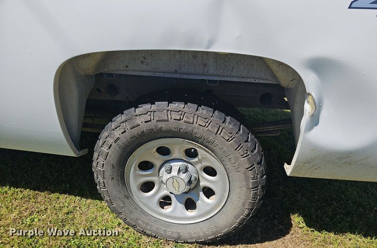 image for item EJ5627 2008 Chevrolet  Silverado 1500 pickup truck