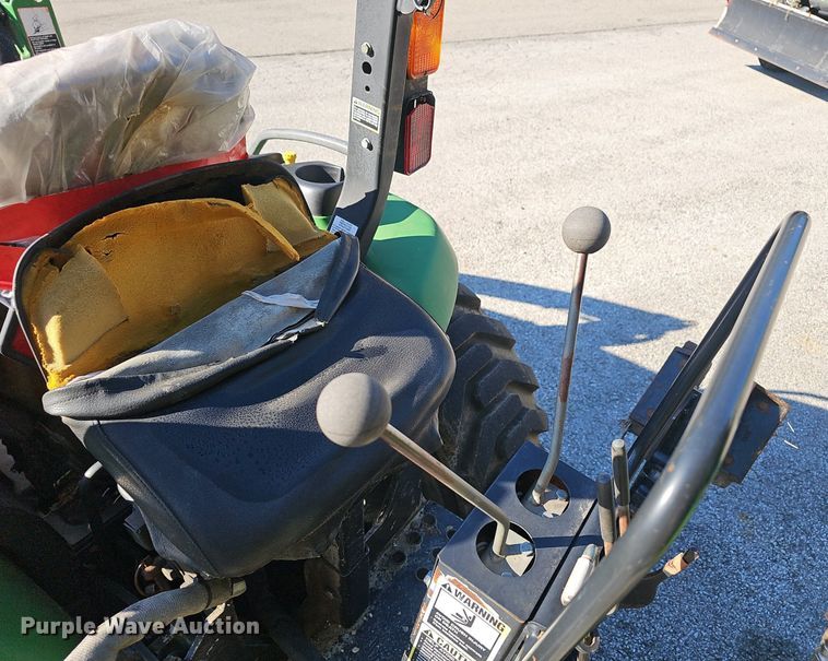 image for item EJ5642 2004 John Deere  4310 MFWD tractor