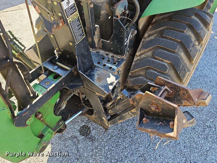 image for item EJ5642 2004 John Deere  4310 MFWD tractor