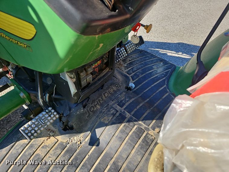 image for item EJ5642 2004 John Deere  4310 MFWD tractor