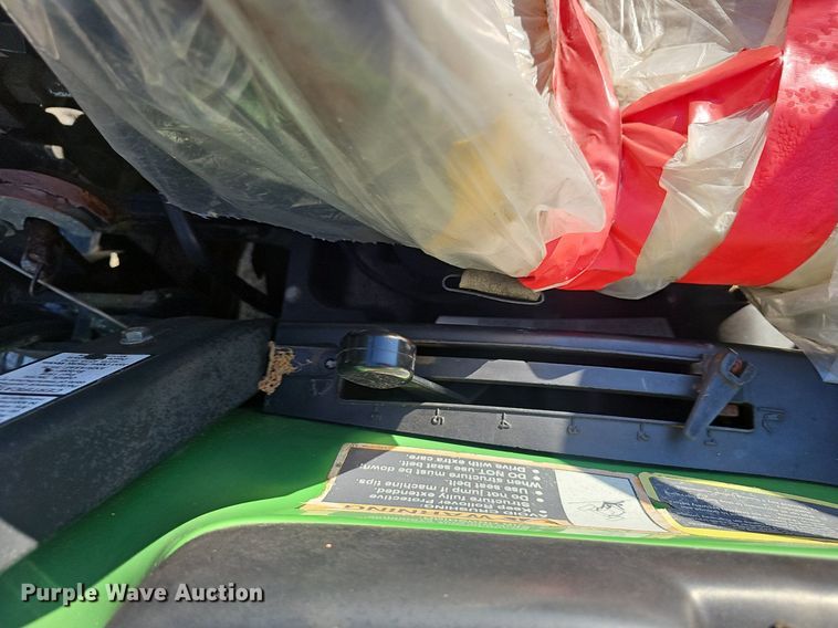 image for item EJ5642 2004 John Deere  4310 MFWD tractor