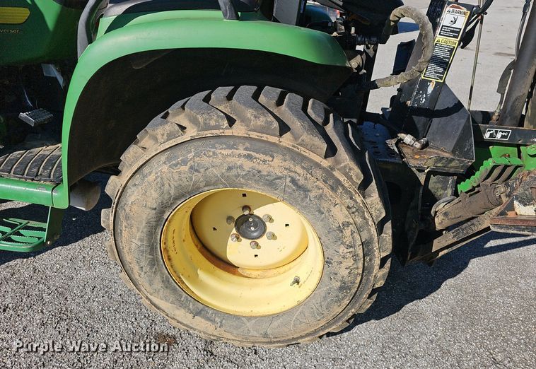 image for item EJ5642 2004 John Deere  4310 MFWD tractor