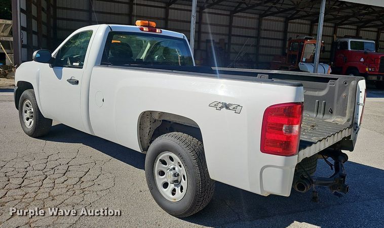 image for item EJ5643 2013 Chevrolet  Silverado 1500 pickup truck