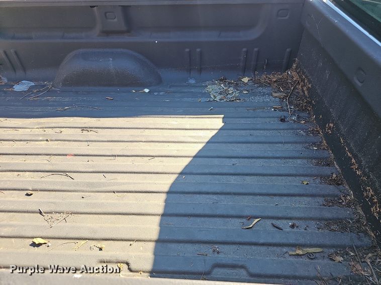 image for item EJ5643 2013 Chevrolet  Silverado 1500 pickup truck