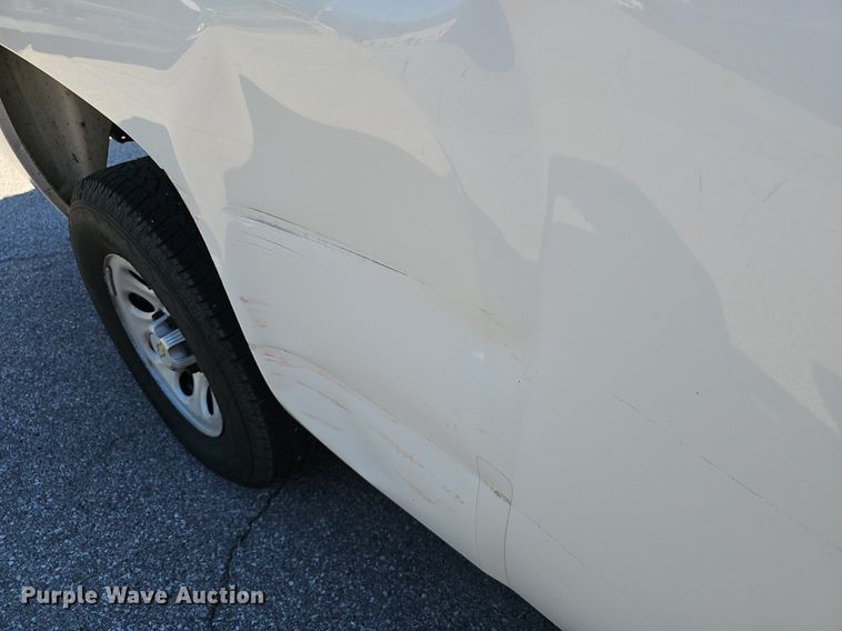 image for item EJ5643 2013 Chevrolet  Silverado 1500 pickup truck