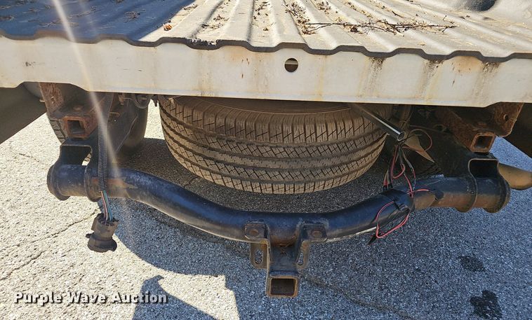 image for item EJ5643 2013 Chevrolet  Silverado 1500 pickup truck