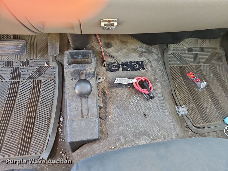 image for item EJ5643 2013 Chevrolet  Silverado 1500 pickup truck