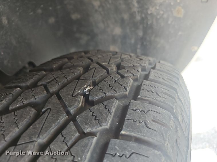 image for item EJ5643 2013 Chevrolet  Silverado 1500 pickup truck