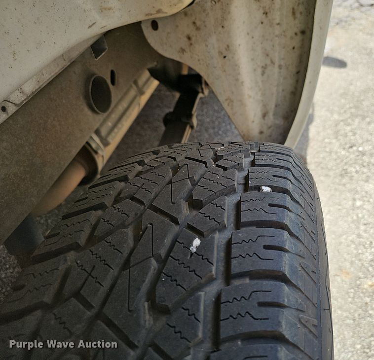 image for item EJ5643 2013 Chevrolet  Silverado 1500 pickup truck