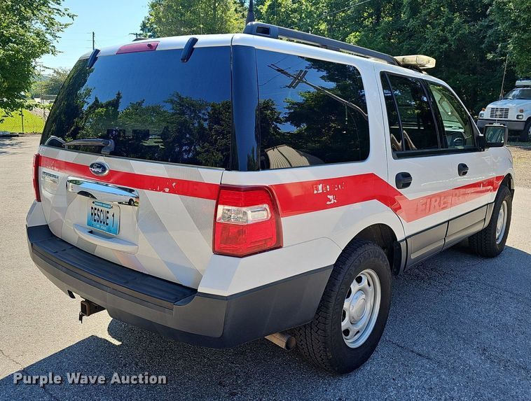 image for item EJ5647 2010 Ford Expedition XLT SUV