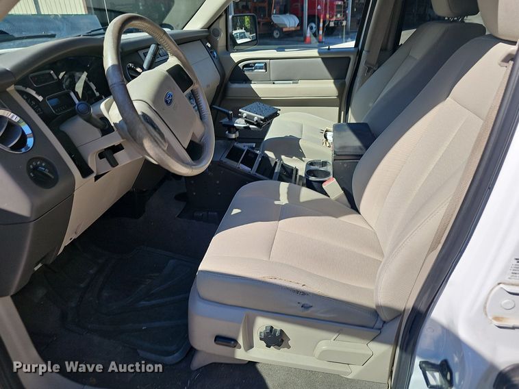 image for item EJ5647 2010 Ford Expedition XLT SUV