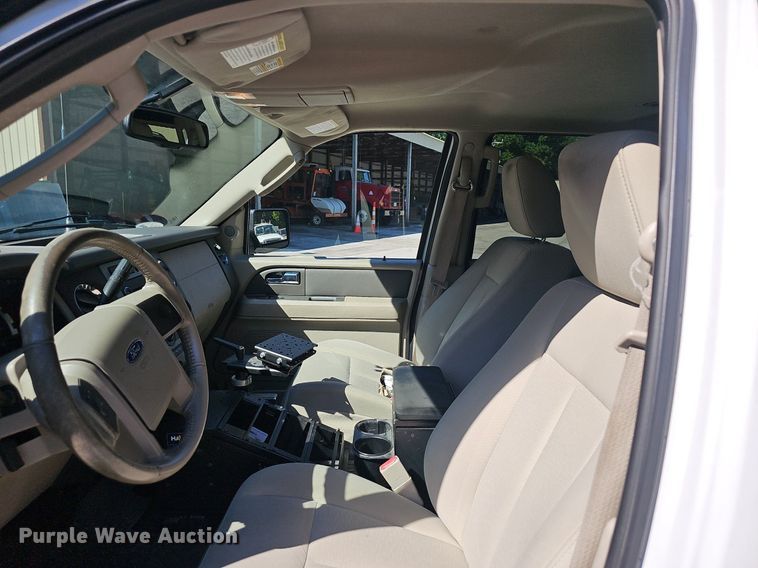 image for item EJ5647 2010 Ford Expedition XLT SUV