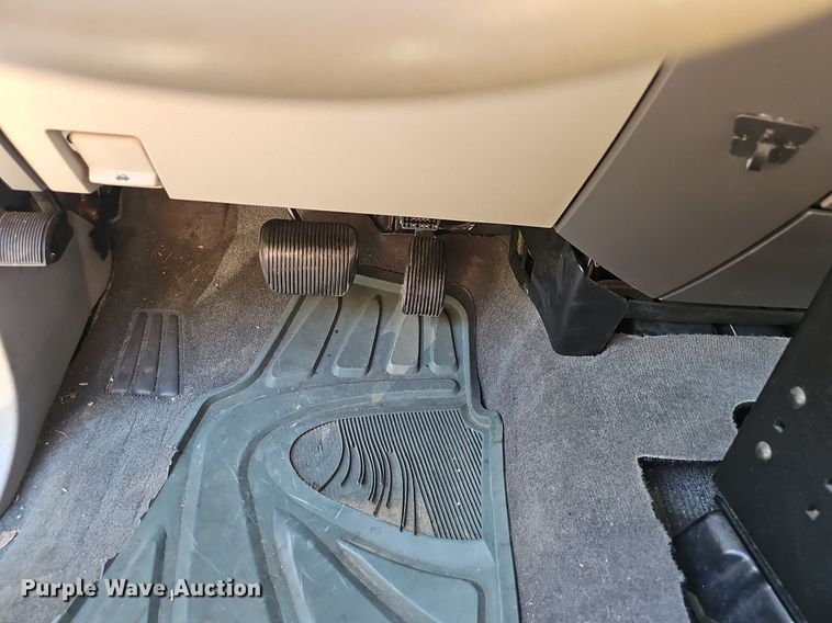 image for item EJ5647 2010 Ford Expedition XLT SUV