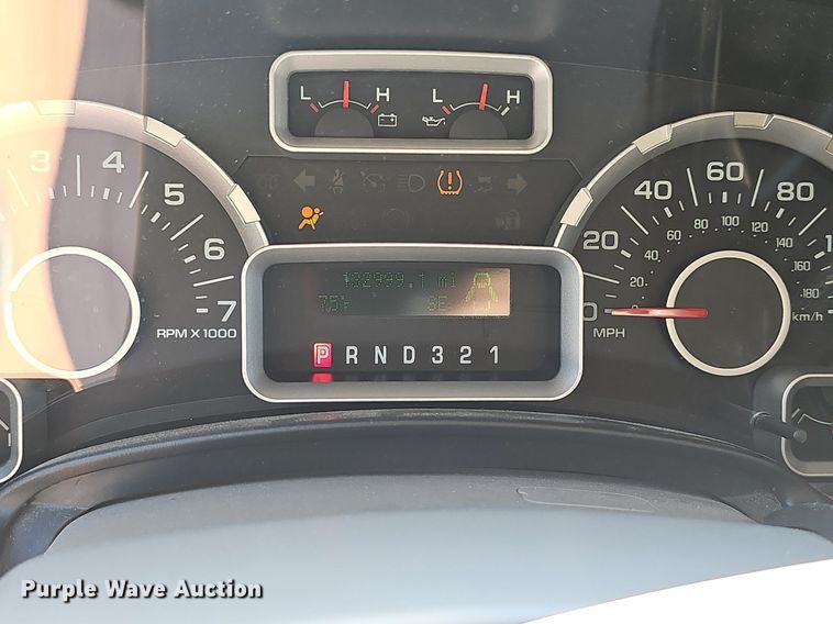 image for item EJ5647 2010 Ford Expedition XLT SUV