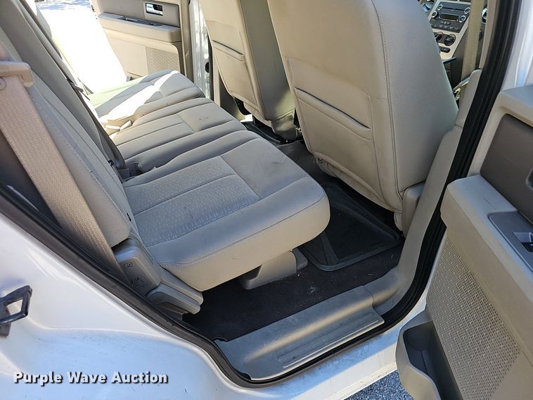 image for item EJ5647 2010 Ford Expedition XLT SUV