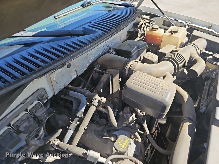 image for item EJ5647 2010 Ford Expedition XLT SUV