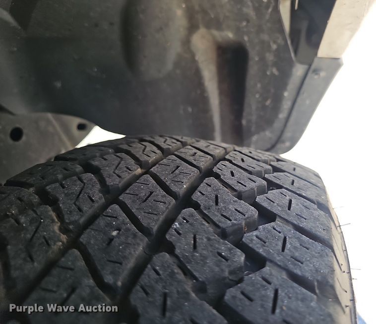 image for item EJ5647 2010 Ford Expedition XLT SUV