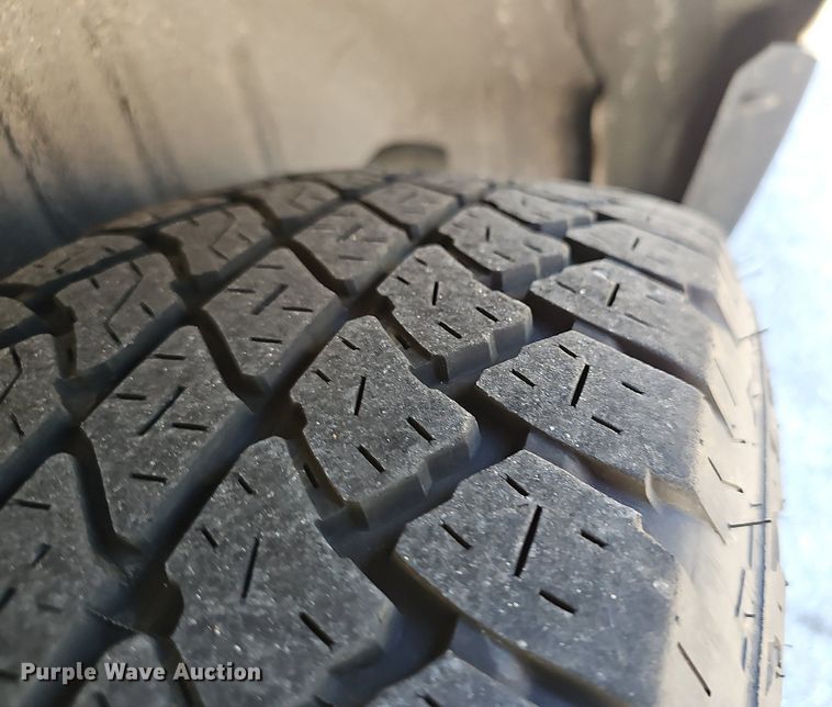 image for item EJ5647 2010 Ford Expedition XLT SUV