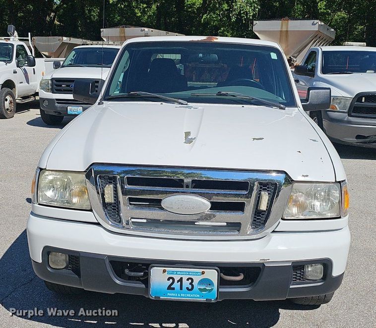 image for item EJ5648 2006 Ford  Ranger XLT SuperCab pickup truck