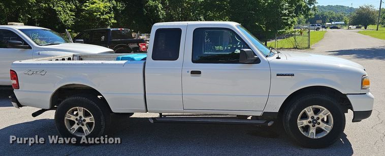image for item EJ5648 2006 Ford  Ranger XLT SuperCab pickup truck