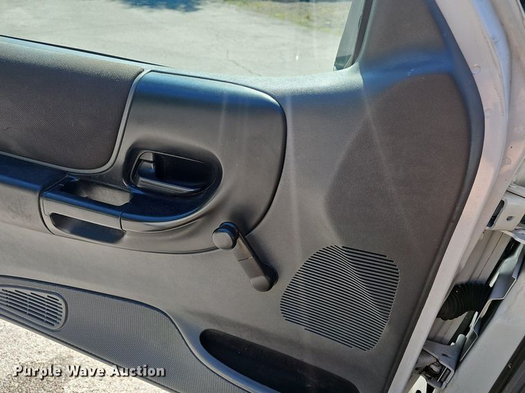 image for item EJ5648 2006 Ford  Ranger XLT SuperCab pickup truck