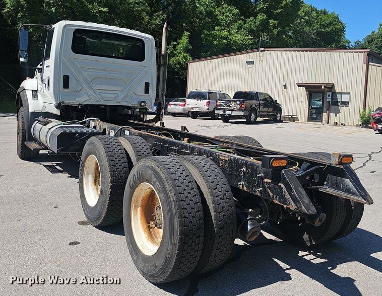 image for item EJ5652 2012 International  WorkStar 7500 truck cab and chassis