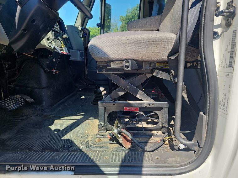 image for item EJ5652 2012 International  WorkStar 7500 truck cab and chassis