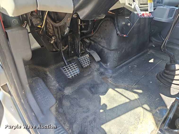 image for item EJ5652 2012 International  WorkStar 7500 truck cab and chassis