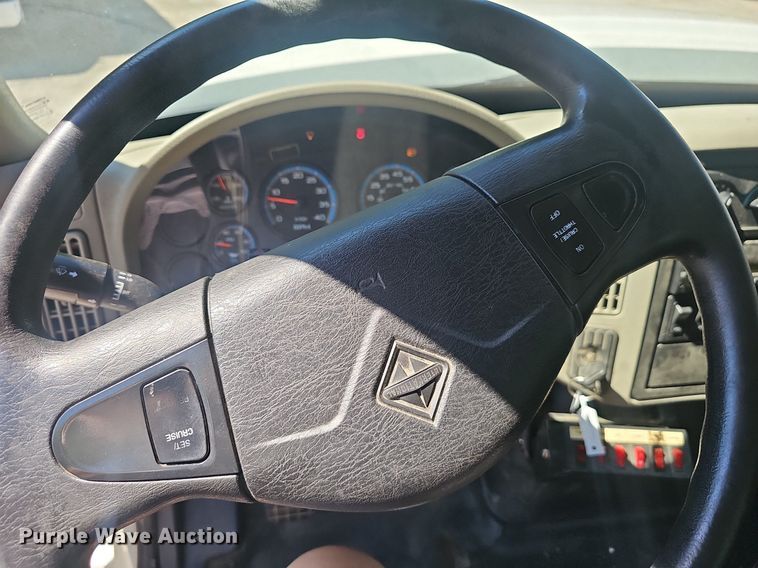 image for item EJ5652 2012 International  WorkStar 7500 truck cab and chassis