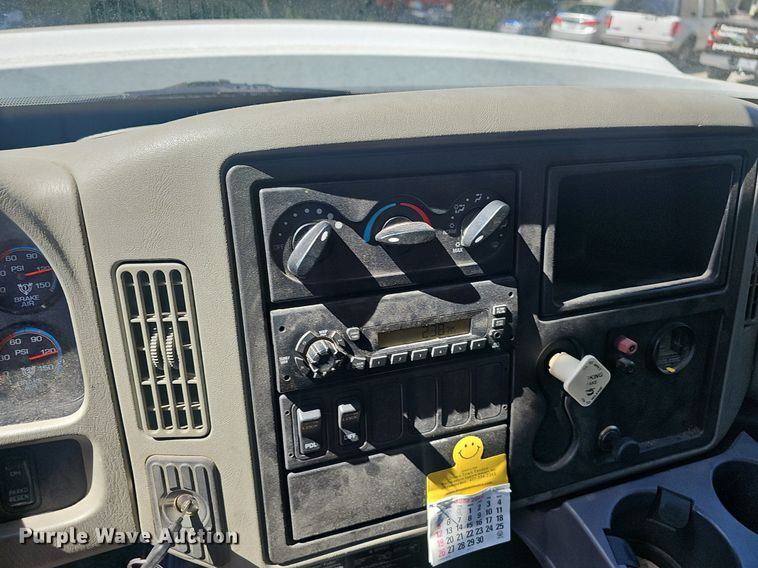 image for item EJ5652 2012 International  WorkStar 7500 truck cab and chassis