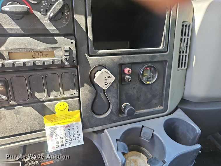 image for item EJ5652 2012 International  WorkStar 7500 truck cab and chassis