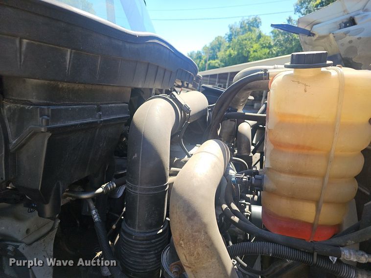 image for item EJ5652 2012 International  WorkStar 7500 truck cab and chassis