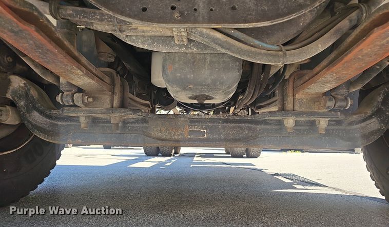 image for item EJ5652 2012 International  WorkStar 7500 truck cab and chassis