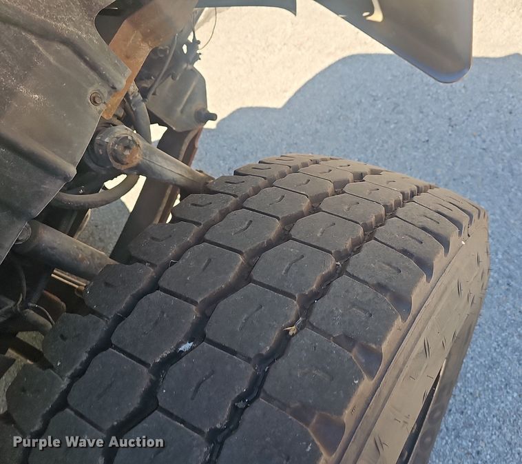 image for item EJ5652 2012 International  WorkStar 7500 truck cab and chassis