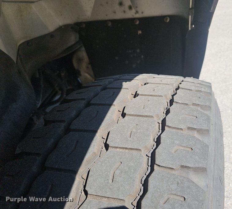 image for item EJ5652 2012 International  WorkStar 7500 truck cab and chassis