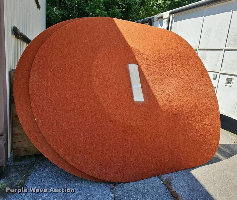 image for item EJ5654 (2) pitching mounds