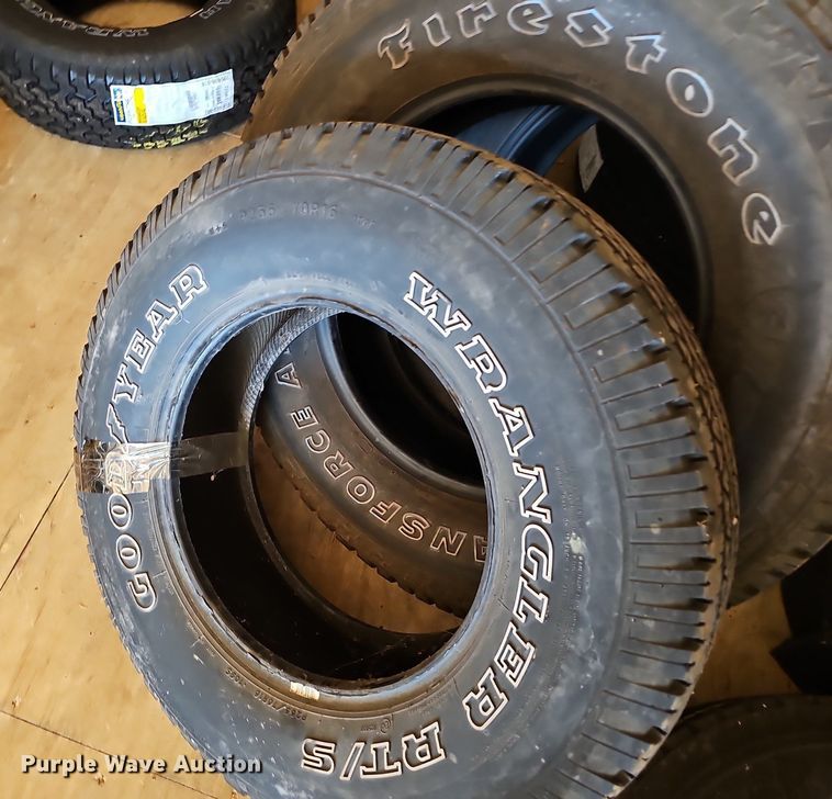 image for item EJ5657 (35) tires 